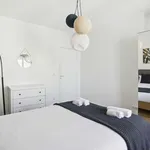 Rent 1 bedroom apartment of 40 m² in paris