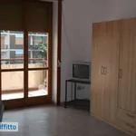 Rent 3 bedroom apartment of 90 m² in Milan