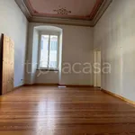 Rent 1 bedroom apartment of 200 m² in Chiavari