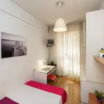 Rent 6 bedroom apartment in Barcelona