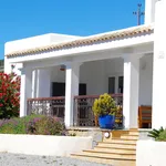 Rent 4 bedroom house in Ibiza