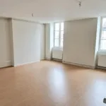 Appartement de 81 m² avec 3 chambre(s) en location à Avallon