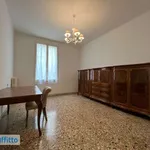 Rent 5 bedroom apartment of 100 m² in Bologna