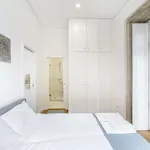 Rent 1 bedroom apartment of 35 m² in porto