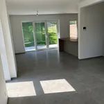 Maison de 563 m² avec 3 chambre(s) en location à Thuin