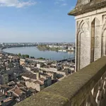 Rent 3 bedroom apartment of 60 m² in Bordeaux