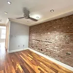 Rent 3 bedroom apartment in Manhattan