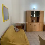 Affitto 3 camera appartamento di 85 m² in Catania