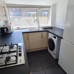 Rent 5 bedroom flat in South East England