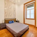 Rent a room of 111 m² in Lisboa