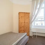 Rent 2 bedroom flat in Edinburgh