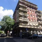 Rent 2 bedroom apartment of 80 m² in Milano