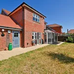 Rent 5 bedroom house in South East England