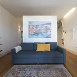 Studio of 560 m² in Porto