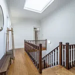 Rent 3 bedroom apartment of 1615 m² in Porto