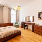 Pronajměte si 3 ložnic/e byt o rozloze 82 m² v Prague