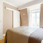 Rent 4 bedroom apartment in lisbon