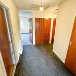 Rent 2 bedroom flat in Nuneaton and Bedworth