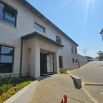 Rent a room of 85 m² in Tembisa