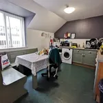 Rent 6 bedroom house in Wales