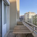 Rent a room in lisbon