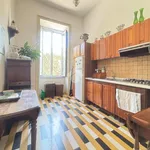 Rent 4 bedroom apartment of 177 m² in Napoli