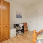 Rent 3 bedroom apartment in Scotland