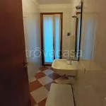 Rent 4 bedroom apartment of 100 m² in Verona