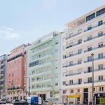 Rent 3 bedroom apartment in Lisbon