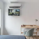 Rent 5 bedroom apartment in Madrid