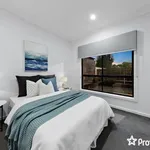 Rent 3 bedroom apartment of 1800188 m² in  St Albans VIC 3021                        