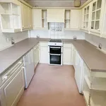 Rent 4 bedroom apartment in Wales