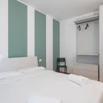 Rent 1 bedroom apartment in Milan