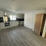 Rent 2 bedroom flat in M30