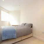 Flat to rent in Merchants Place, Reading RG1