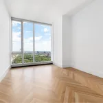 Rent 2 bedroom apartment of 133 m² in New York