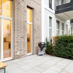 Rent 1 bedroom apartment of 52 m² in Dusseldorf