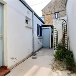 Rent 3 bedroom house of 66 m² in LE PETIT QUEVILLY