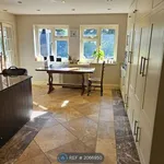 Rent 6 bedroom house in East Midlands