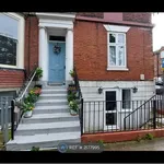 Rent 2 bedroom flat in Yorkshire And The Humber