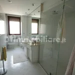 Rent 4 bedroom apartment of 150 m² in Naples