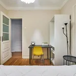 Rent a room of 100 m² in Lisboa