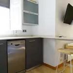 Rent 3 bedroom apartment in Barcelona