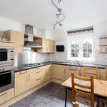 Rent 3 bedroom apartment in Scotland