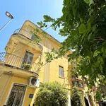 Rent 5 bedroom apartment of 128 m² in Napoli