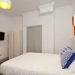 Rent 15 bedroom apartment in Sydney