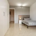 Alquilar 5 dormitorio apartamento en Valencia