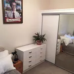 Rent 4 bedroom house in Wellington