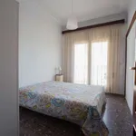 Rent a room of 150 m² in valencia