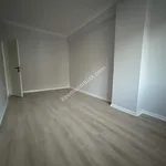 Rent 3 bedroom apartment of 70 m² in İstanbul